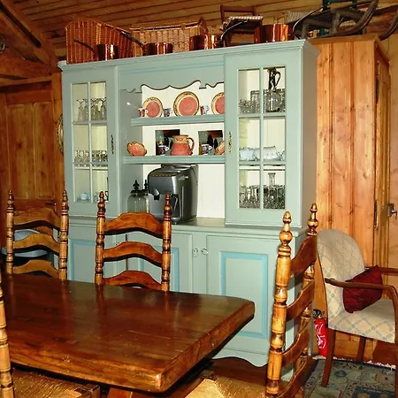 Chalet Chalet Les Fougeres *