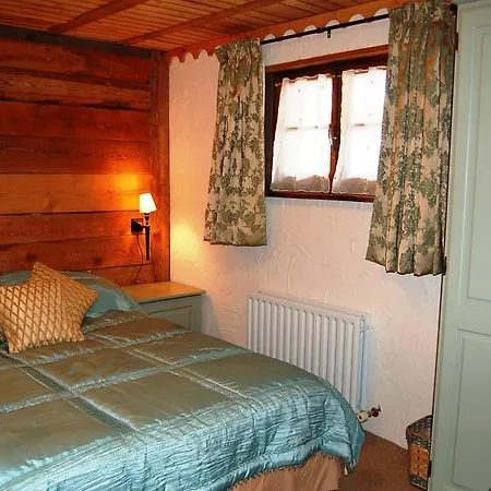 Chalet Les Fougeres Chalet *
